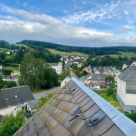 Dachgeschossloft Mit Aussicht Ins Erzgebirge Gornsdorf