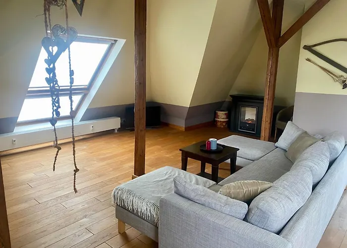Dachgeschossloft Mit Aussicht Ins Erzgebirge * Gornsdorf