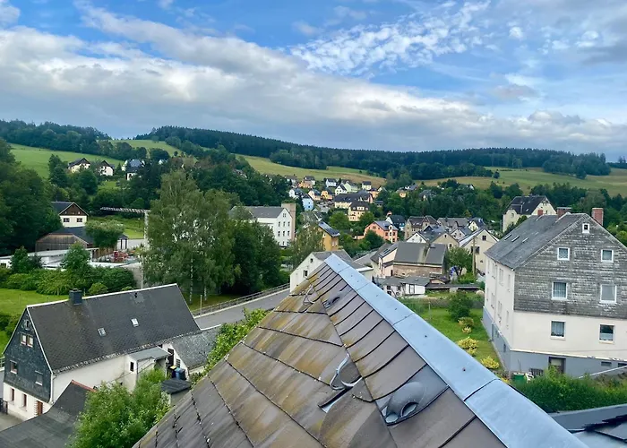 Dachgeschossloft Mit Aussicht Ins Erzgebirge Gornsdorf