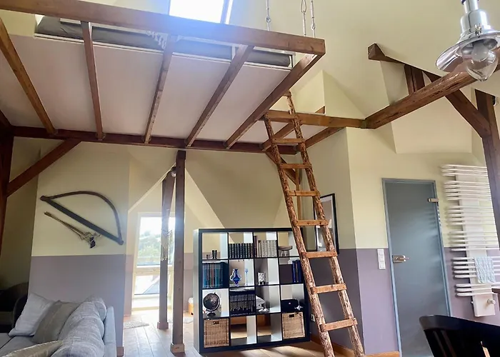 Dachgeschossloft Mit Aussicht Ins Erzgebirge